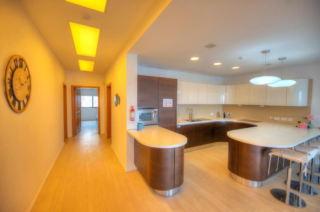 Bright And Spacious 3 Bedroom Apartment With Breathtaking Views - Goslm-5 Sliema Exterior photo