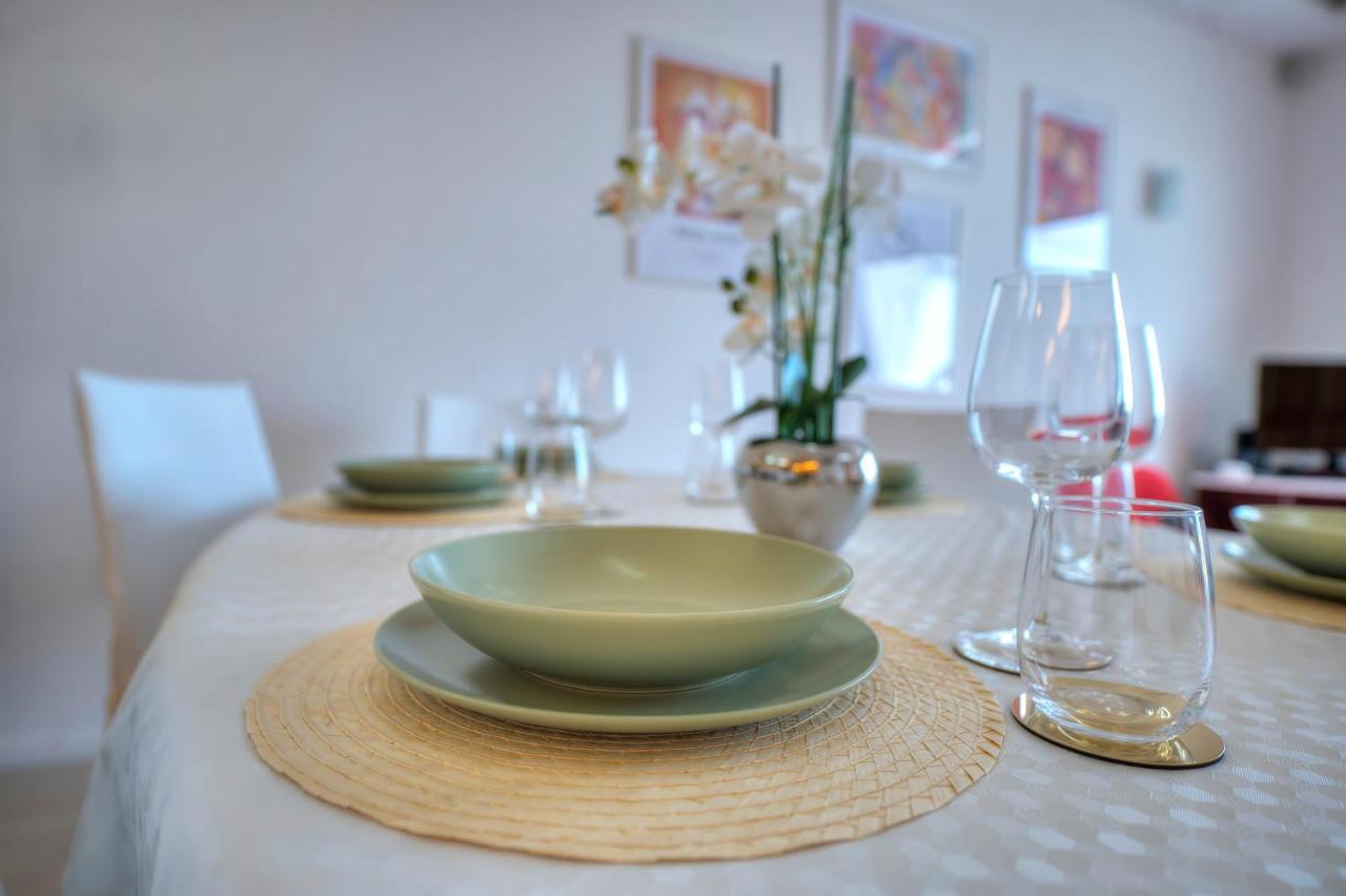 Bright And Spacious 3 Bedroom Apartment With Breathtaking Views - Goslm-5 Sliema Exterior photo