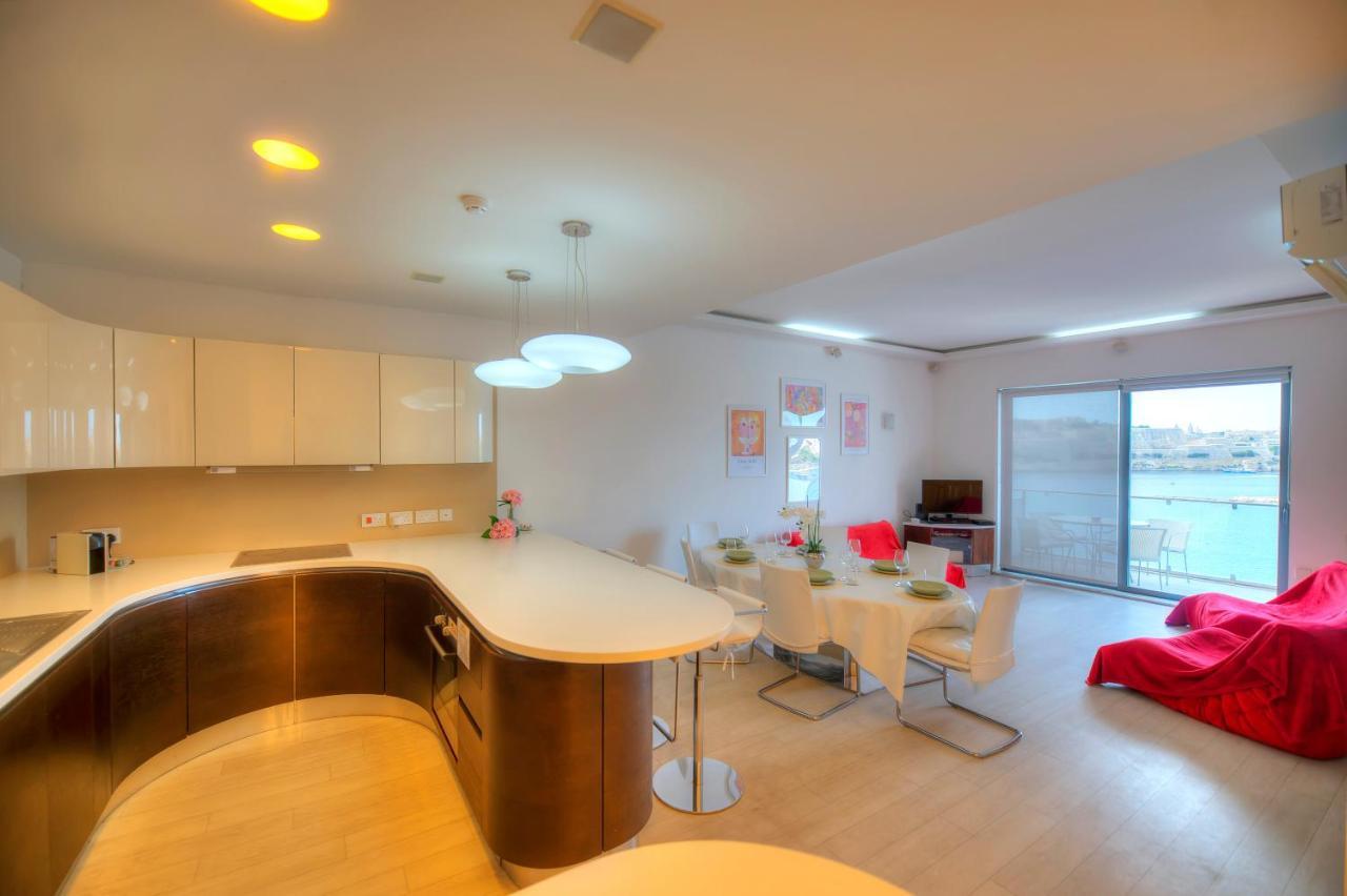 Bright And Spacious 3 Bedroom Apartment With Breathtaking Views - Goslm-5 Sliema Exterior photo