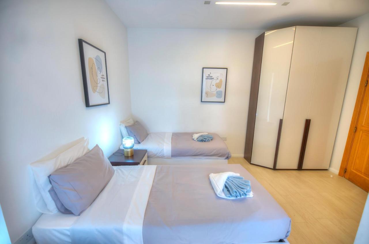 Bright And Spacious 3 Bedroom Apartment With Breathtaking Views - Goslm-5 Sliema Exterior photo