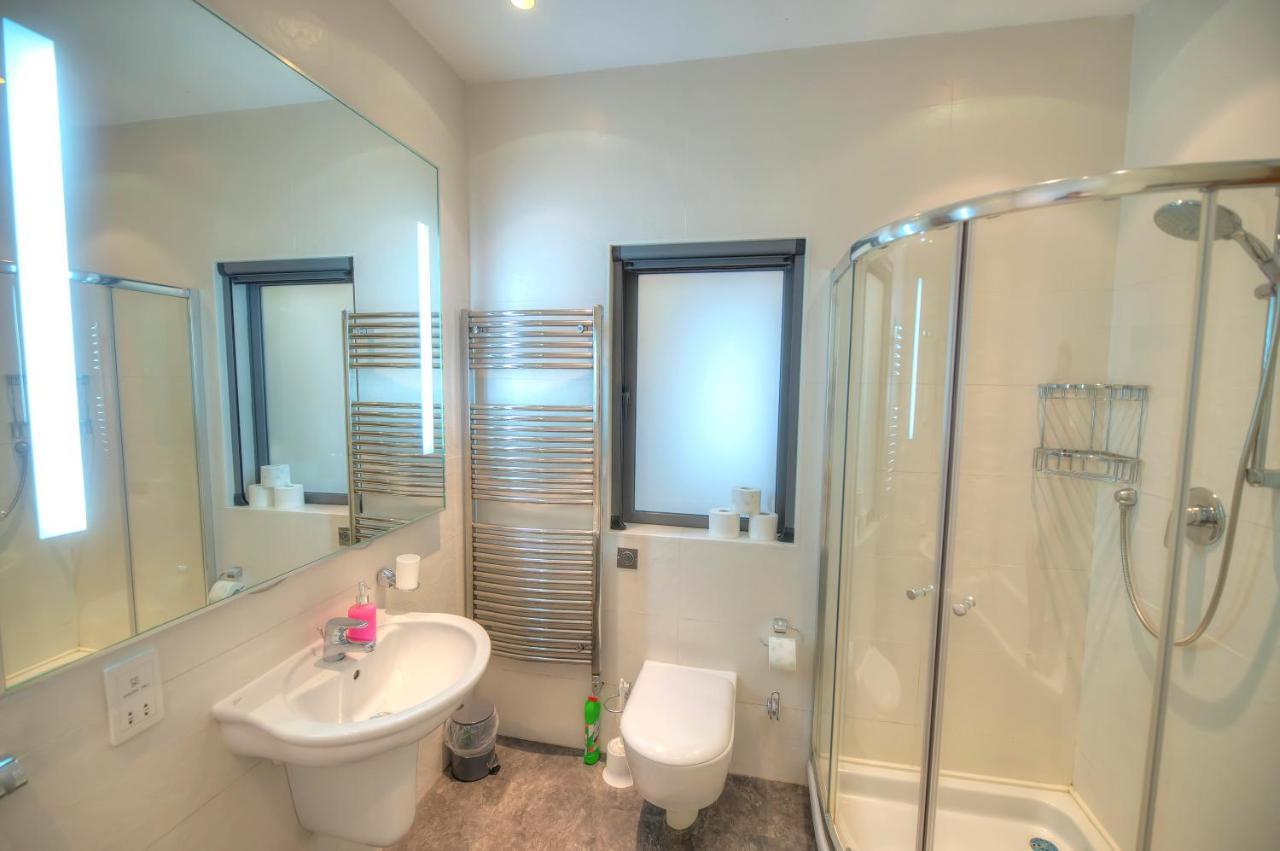 Bright And Spacious 3 Bedroom Apartment With Breathtaking Views - Goslm-5 Sliema Exterior photo